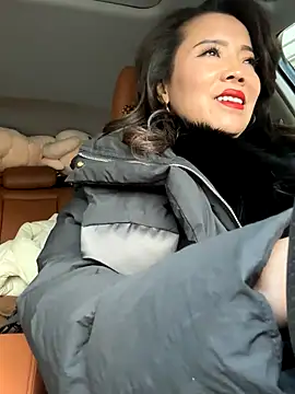 Snapshot of anna_yngs chatting on 7, 1, 2026 anna yngs online show from 7, 1, 2026