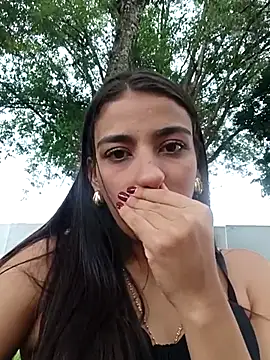 -juicy  online show from 26, 10, 2025