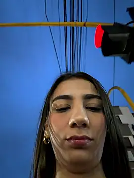 -juicy  online show from 10, 1, 2026