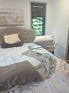 iamthepublickmasterbater online show from 12, 2, 2026