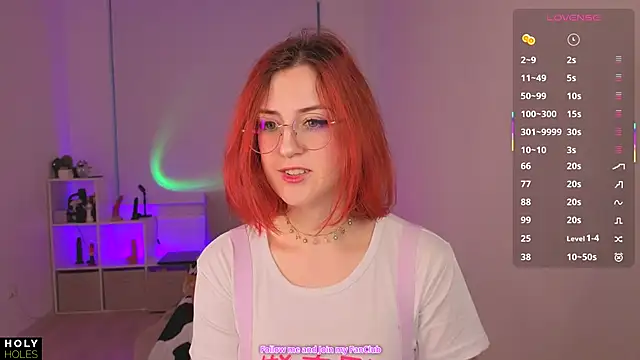 bananasgirl online show from 11, 10, 2025