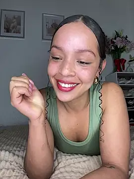 Yasmin777  online show from 19, 4, 2026