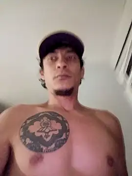 Snapshot of Alejobig27 chatting on 26, 11, 2025 Alejobig27 online show from 26, 11, 2025