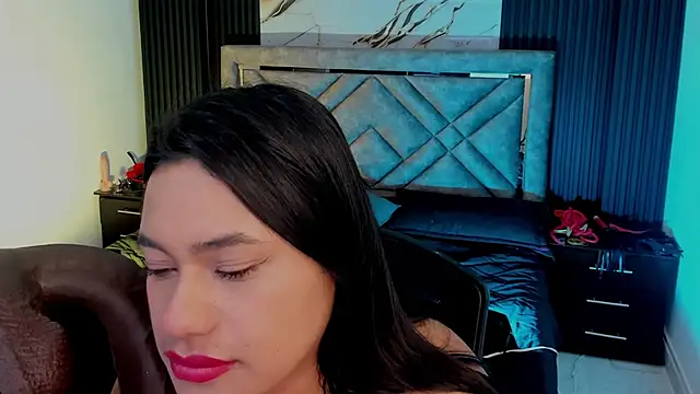 Issafoxx online show from 22, 9, 2025