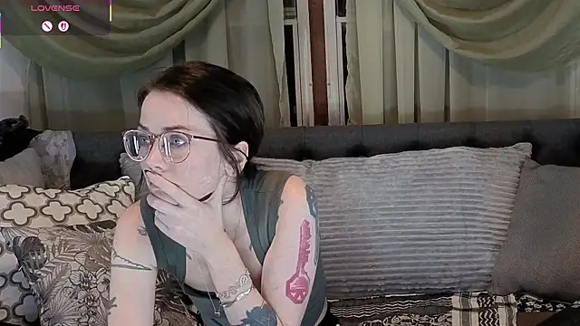 Snapshot of kohlbird chatting on 22, 10, 2025 kohlbird online show from 22, 10, 2025