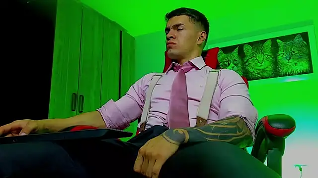 ALPHA DOMINUS  online show from 9, 9, 2025