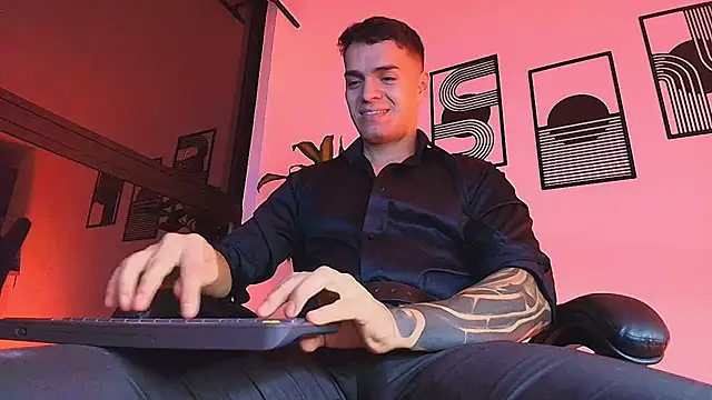 ALPHA DOMINUS  online show from 4, 7, 2026