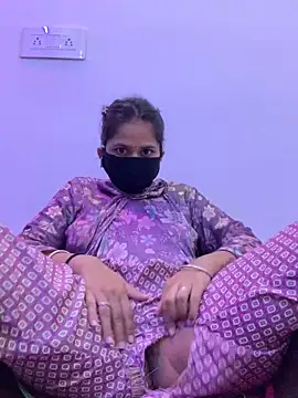 Snapshot of misharani00 chatting on 6, 10, 2025 misharani00 online show from 6, 10, 2025