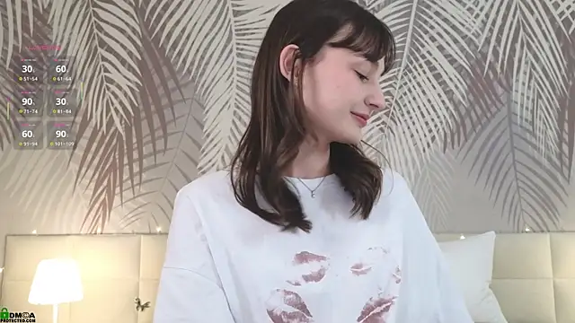 Snapshot of LolaPrise chatting on 2, 10, 2025 LolaPrise online show from 2, 10, 2025