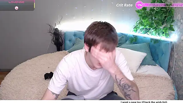 Snapshot of KiskaKurt chatting on 24, 9, 2025 KiskaKurt online show from 24, 9, 2025