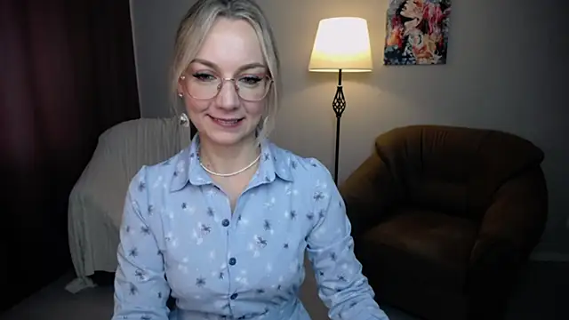 Snapshot of Ava_Elior chatting on 18, 9, 2025 Ava Elior online show from 18, 9, 2025