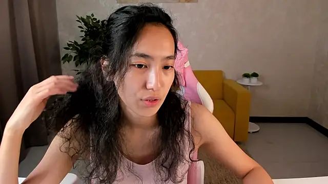 Snapshot of FlirtyAura chatting on 3, 7, 2026 FlirtyAura online show from 3, 7, 2026