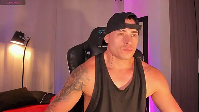 Snapshot of connorsmiith chatting on 5, 7, 2026 connorsmiith online show from 5, 7, 2026