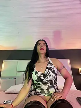 BellaFernandez   online show from 26, 9, 2025