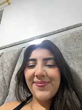 Snapshot of Lupe_19 chatting on 12, 9, 2025 Lupe 19 online show from 12, 9, 2025