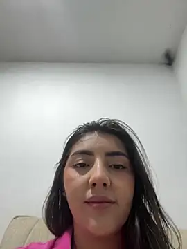 Snapshot of Lupe_19 chatting on 13, 9, 2025 Lupe 19 online show from 13, 9, 2025
