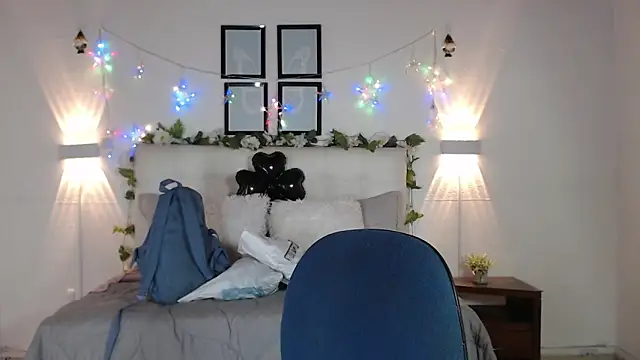 Megan 05  online show from 20, 2, 2026