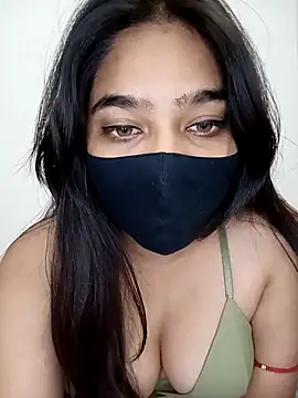 Snapshot of Snehabeauti chatting on 2, 2, 2026 Snehabeauti online show from 2, 2, 2026