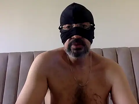 Snapshot of CaiBull chatting on 13, 5, 2026 CaiBull online show from 13, 5, 2026