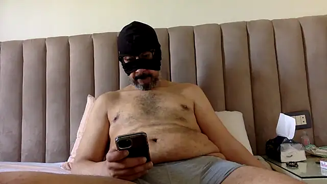 Snapshot of CaiBull chatting on 25, 5, 2026 CaiBull online show from 25, 5, 2026
