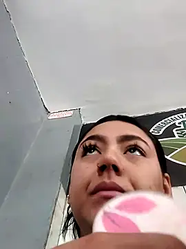 Megara 25 online show from 30, 10, 2025