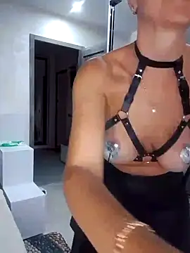 KissMiSveet online show from 4, 10, 2025