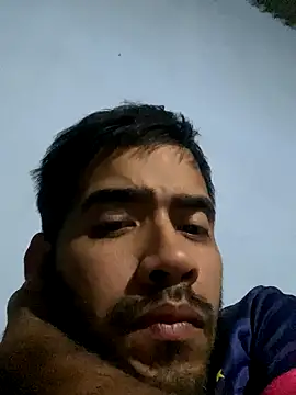 Snapshot of Emabracamonte95 chatting on 6, 11, 2025 Emabracamonte95 online show from 6, 11, 2025