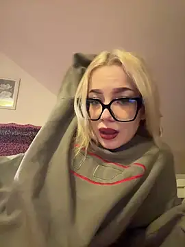 Snapshot of marnemzavar444 chatting on 9, 5, 2026 marnemzavar444 online show from 9, 5, 2026