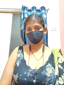 Sonalihot  online show from 4, 10, 2025