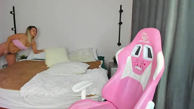 Marie Ellie online show from 15, 10, 2025