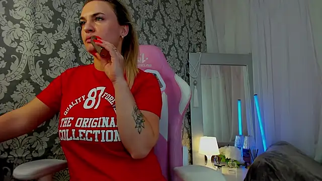 Marie Ellie online show from 31, 3, 2026