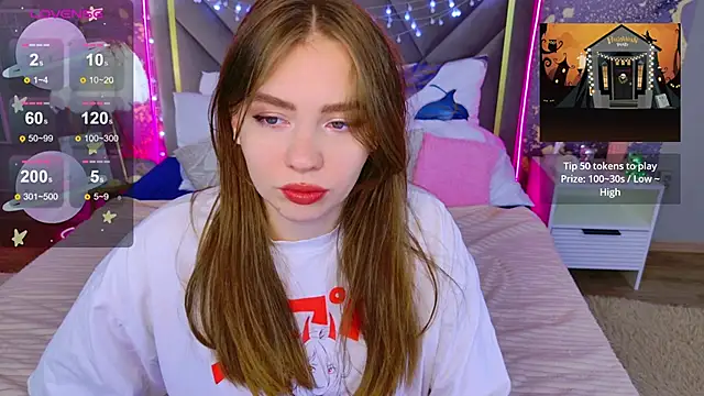 Moon  Bunny online show from 18, 10, 2025