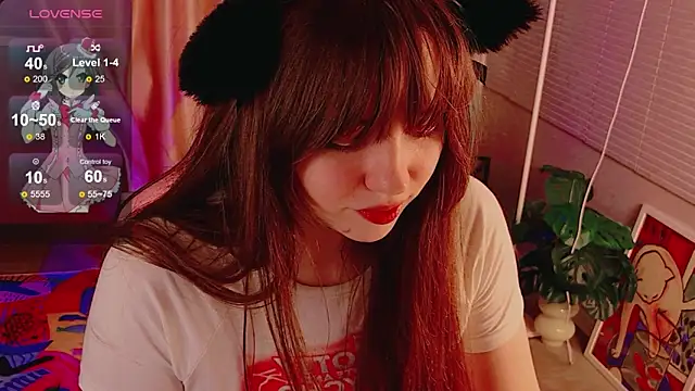 Snapshot of Moon__Bunny chatting on 11, 6, 2026 Moon Bunny online show from 11, 6, 2026
