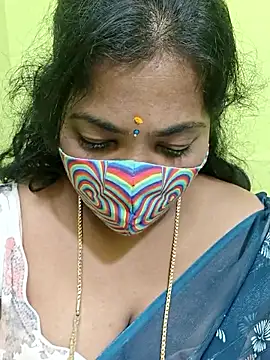 Snapshot of Tamil_Mithra chatting on 22, 4, 2026 Tamil Mithra online show from 22, 4, 2026