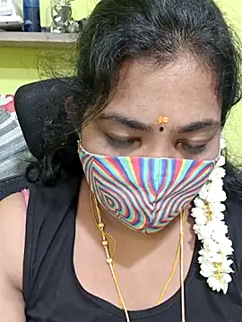 Snapshot of Tamil_Mithra chatting on 14, 5, 2026 Tamil Mithra online show from 14, 5, 2026