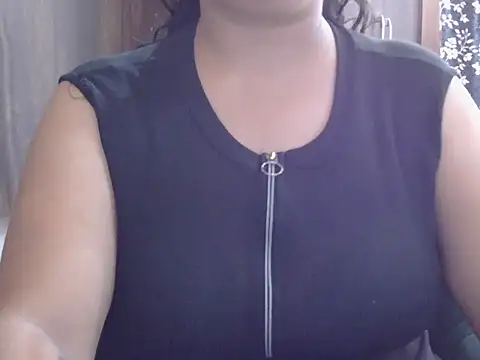 Snapshot of Roxy_sweety_ chatting on 17, 9, 2025 Roxy sweety online show from 17, 9, 2025