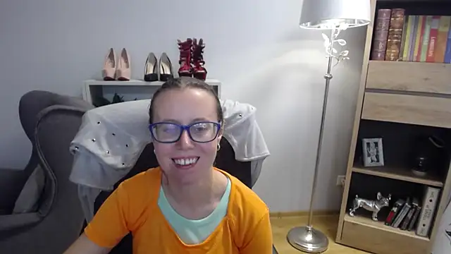 sweetxLizzy online show from 19, 9, 2025