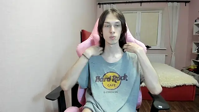 eleganc3 online show from 20, 10, 2025