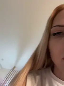 olivia soft online show from 18, 4, 2026