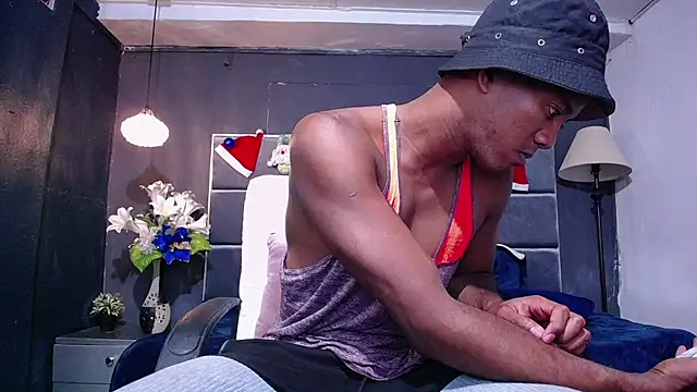 blackbignude online show from 5, 12, 2025