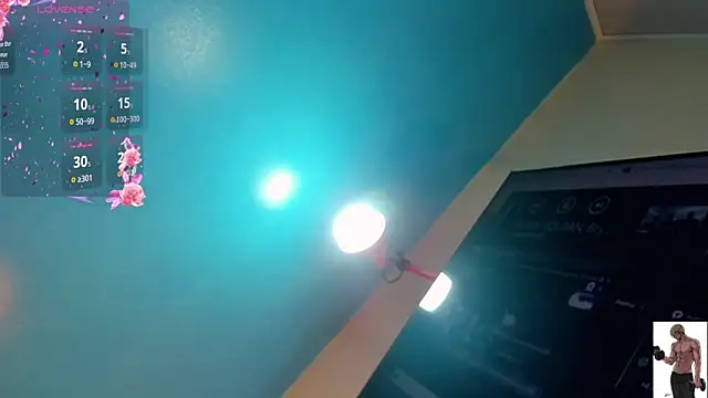 Dahlia Moss online show from 30, 9, 2025