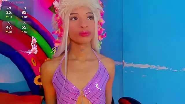 Dahlia Moss online show from 4, 10, 2025