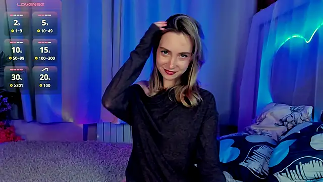 EllaBloom online show from 3, 12, 2025