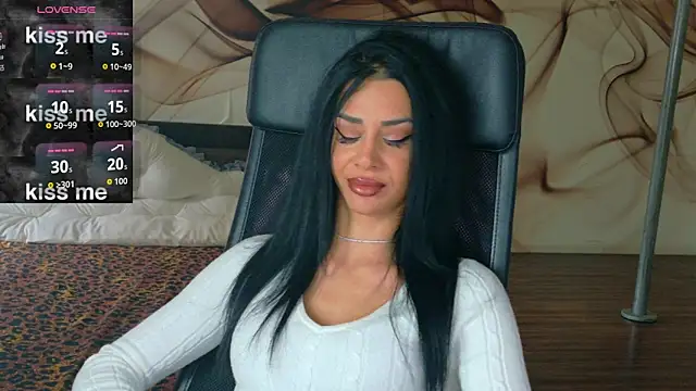 NaomiScarlet online show from 24, 10, 2025