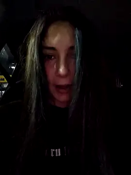 Snapshot of SaraViss20 chatting on 10, 9, 2025 SaraViss20 online show from 10, 9, 2025