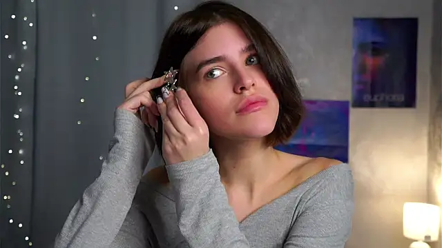 EleneButton online show from 8, 2, 2026