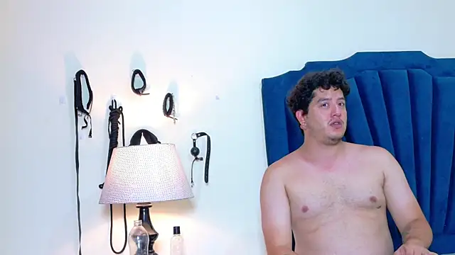 RoxyandAron2 online show from 1, 4, 2026