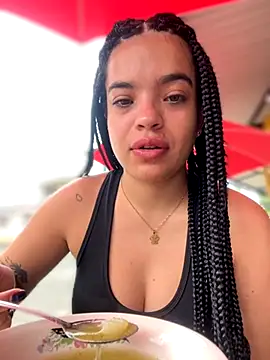 JuanitaMore01 online show from 5, 12, 2025