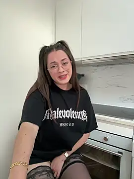 liloush   online show from 19, 5, 2026
