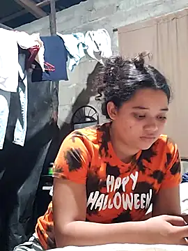 Violethroos online show from 11, 10, 2025